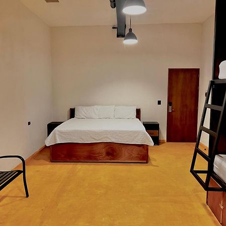 Caleta Hostel Rooftop & Pool Cancún Eksteriør billede