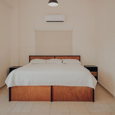 Caleta Hostel Rooftop & Pool Cancún Eksteriør billede