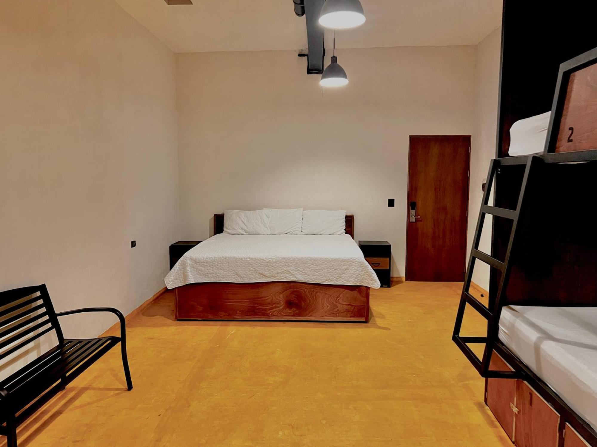 Caleta Hostel Rooftop & Pool Cancún Eksteriør billede