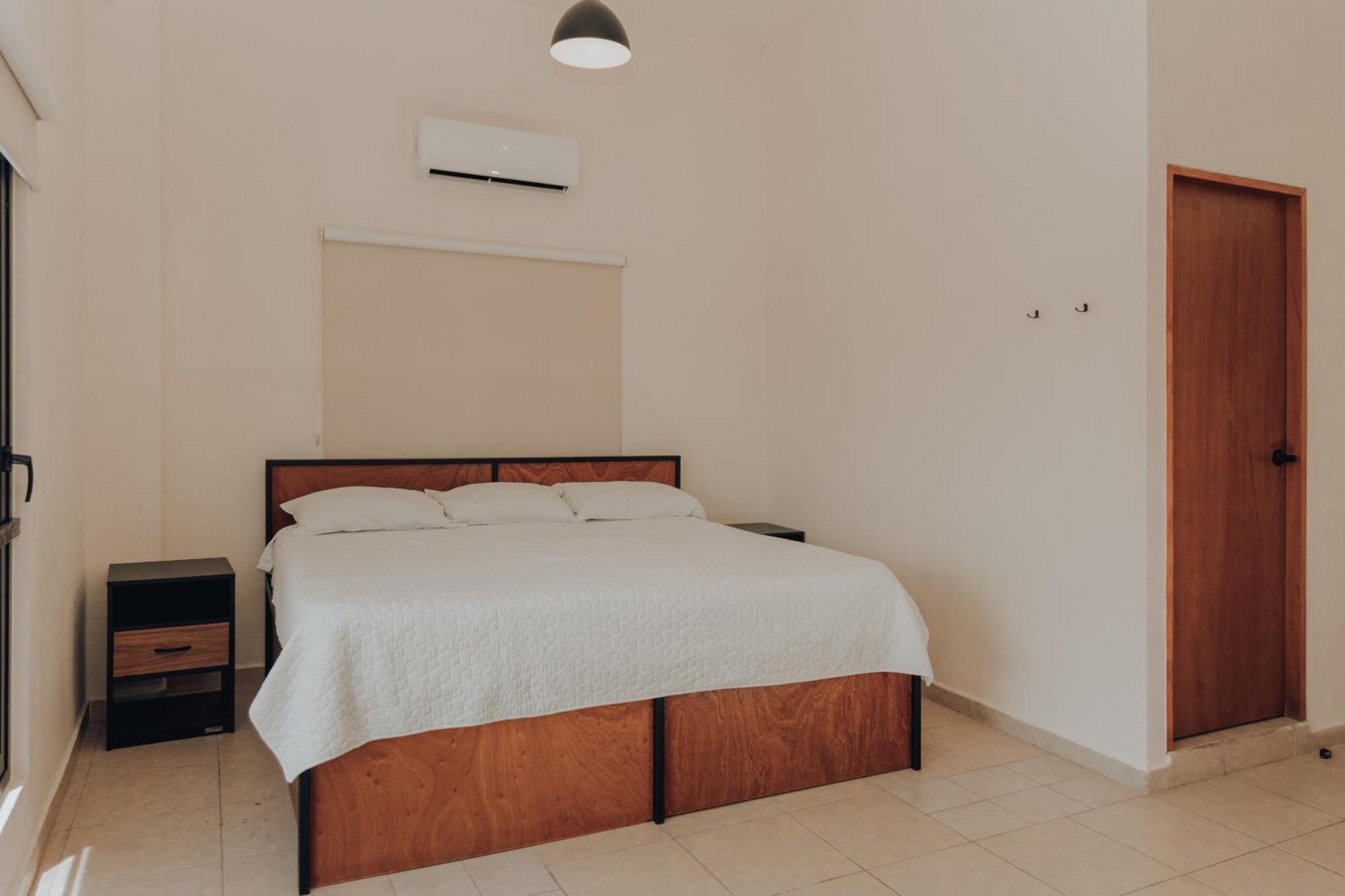 Caleta Hostel Rooftop & Pool Cancún Eksteriør billede